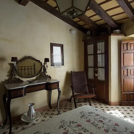 Holi-rent Historic House Next To The Alcazar * Séville
